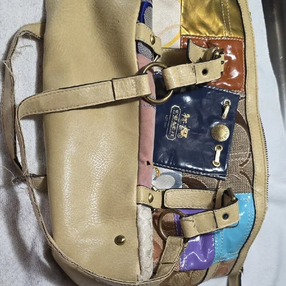 Coach Cream and Blue Shoulder Bag Artistic Design - Picture 4 of 6